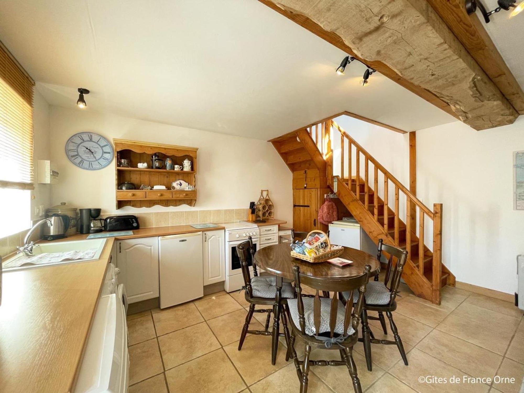 Maison De Campagne Avec Spa, Proche De Vergers Et Cite Medievale, Animaux Acceptes, Recharge Electrique - Fr-1-497-101 L'Epinay-le-Comte Luaran gambar